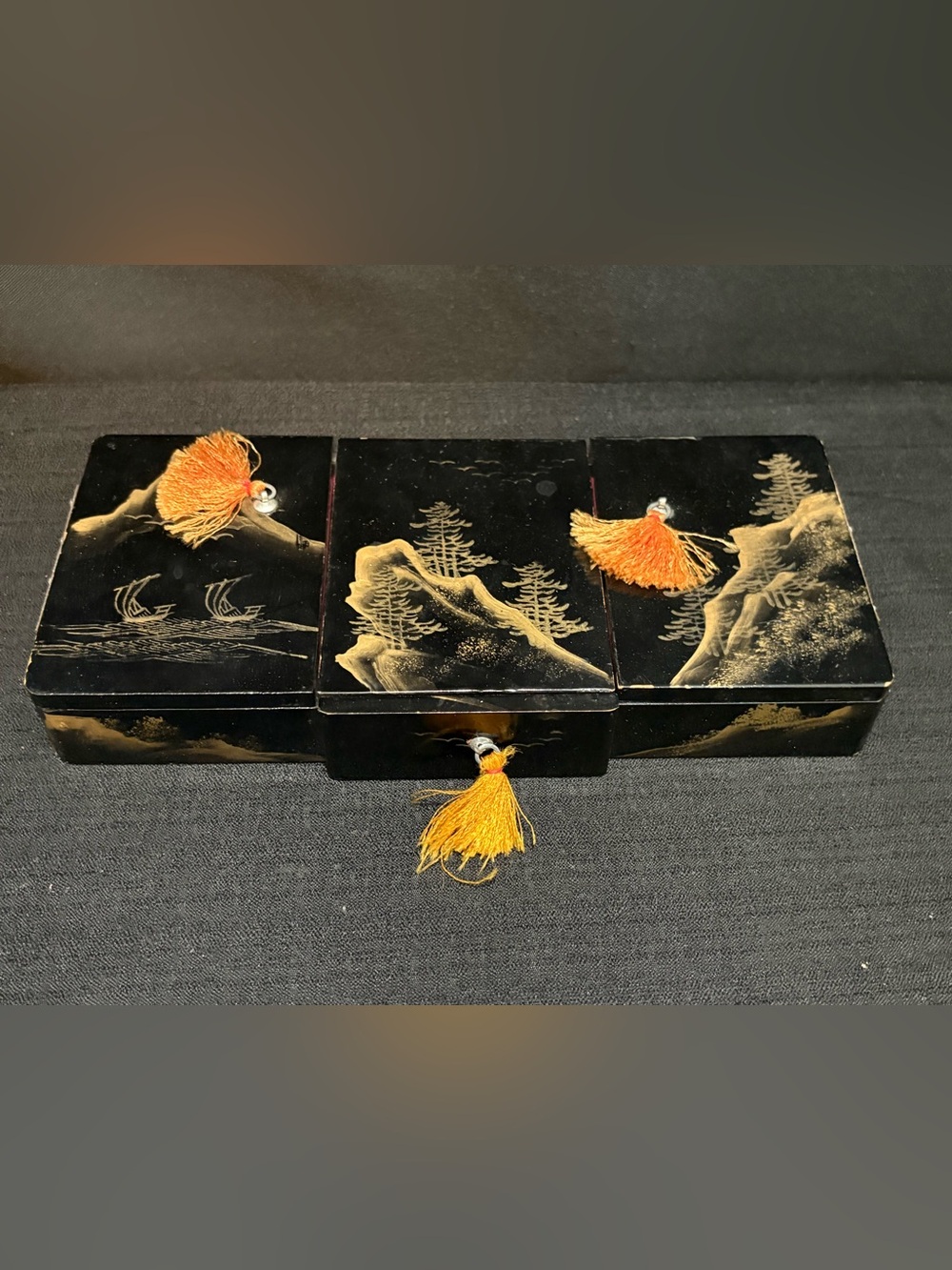 vintage Japanese black lacquer multi-compartment jewelry/trinket box